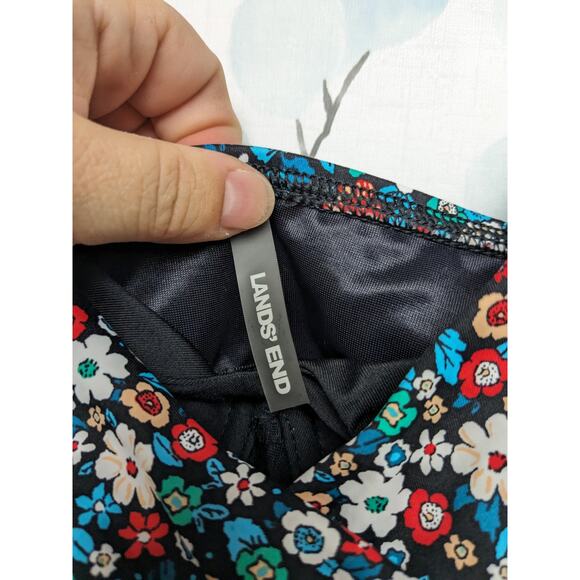 Land's End Women's Swim Top Tankini Wrap V-Neck Floral Underwire Size 6 DDD - Picture 3 of 9